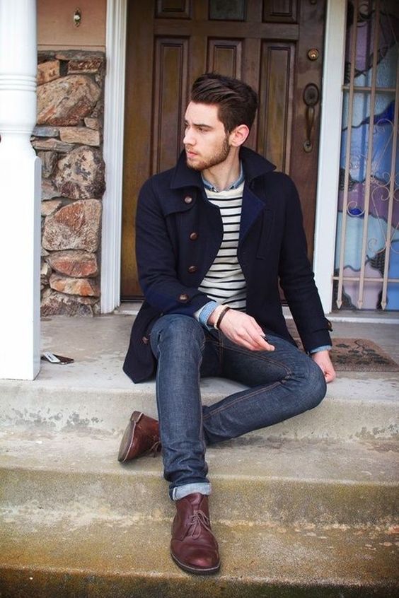 Men's Casual Fall Ensemble with Outdoorsy Layers